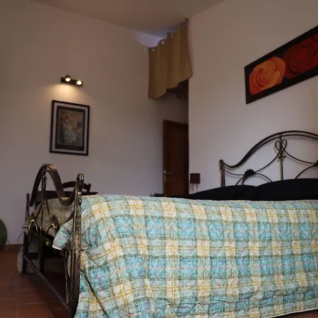 Dimora Turistica De' Piazza * Roccalvecce