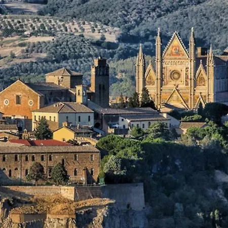 Gæstehus Dimora Turistica De' Piazza Roccalvecce